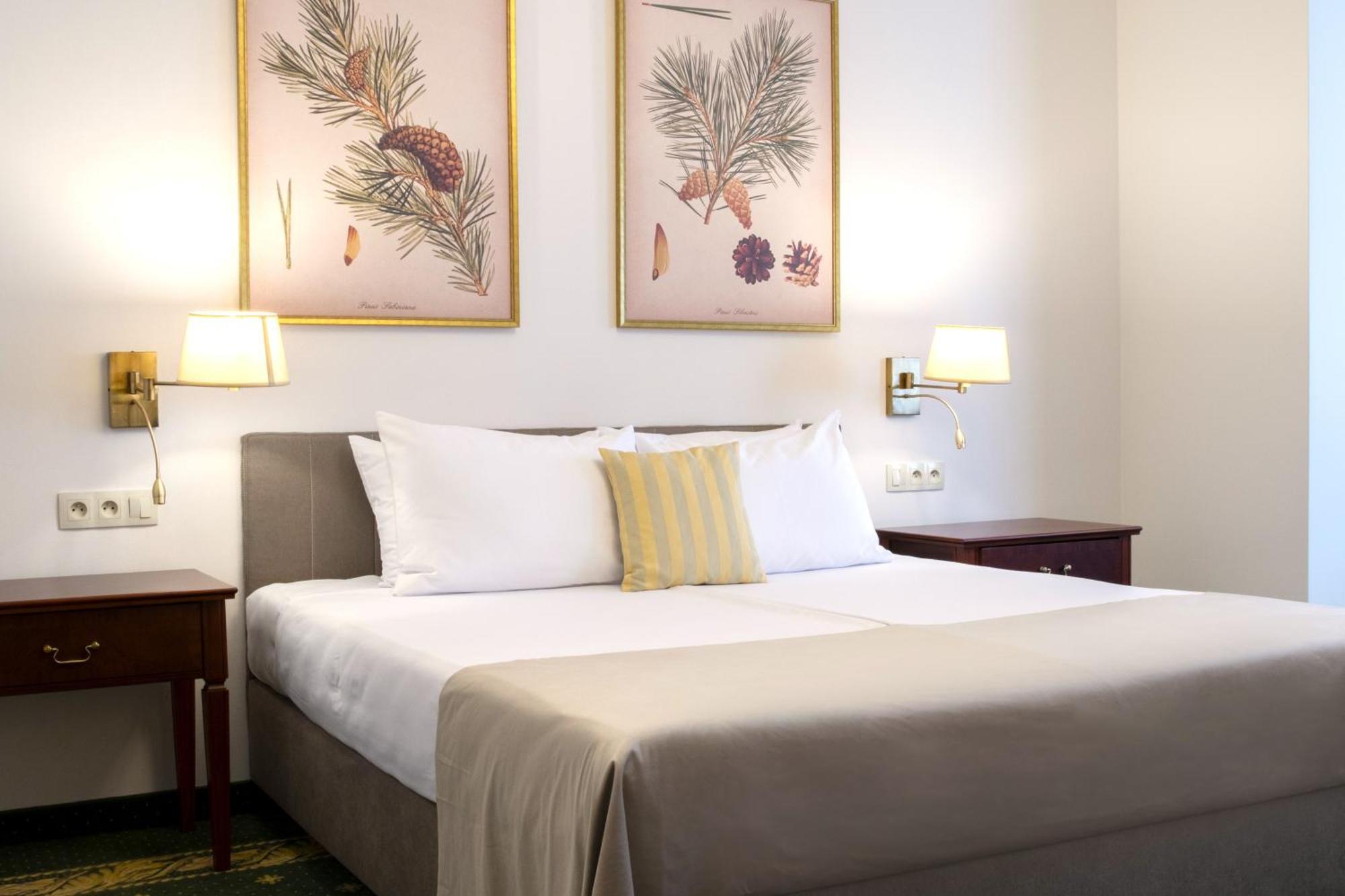 Klub Sosnowy Otel Varşova Dış mekan fotoğraf